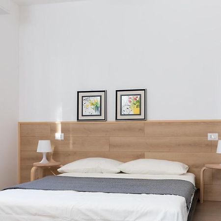 New Exclusive Melegnano Apartments- Near Train Station Eksteriør bilde