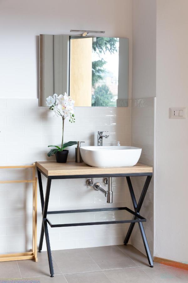 New Exclusive Melegnano Apartments- Near Train Station Eksteriør bilde
