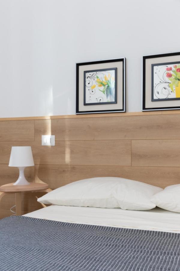 New Exclusive Melegnano Apartments- Near Train Station Eksteriør bilde
