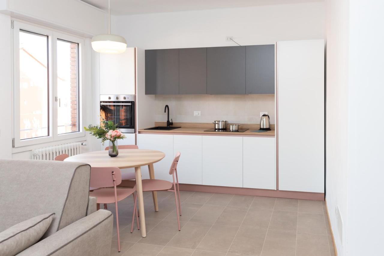 New Exclusive Melegnano Apartments- Near Train Station Eksteriør bilde